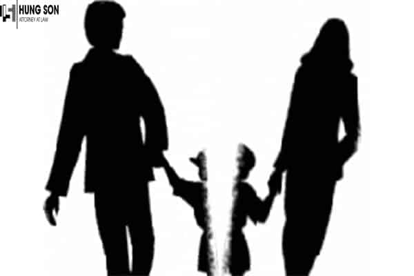 bố mẹ ép buộc con cái ly hôn