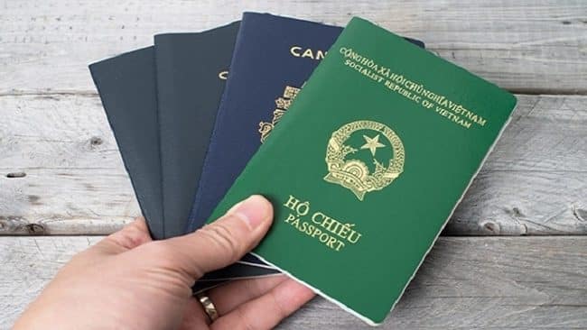 Bao nhiêu tuổi được làm hộ chiếu?
